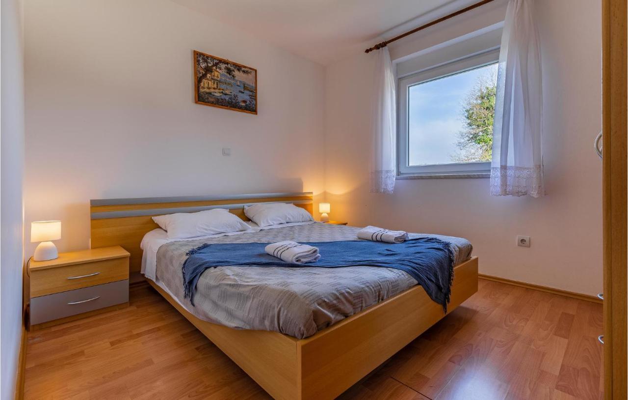 Lovely Apartment In Medulin With Kitchen Ngoại thất bức ảnh